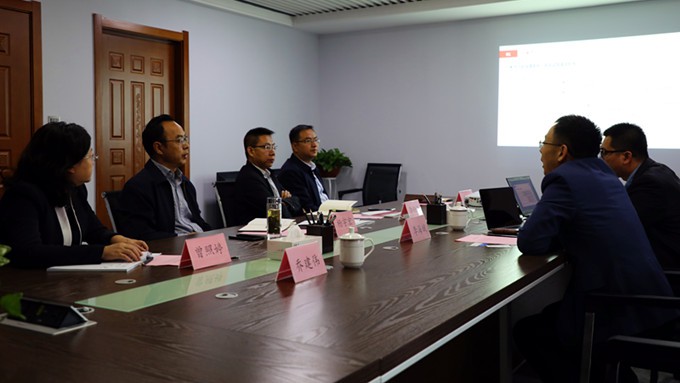 泛华体育总裁李海斌一行拜访可提现的电玩城