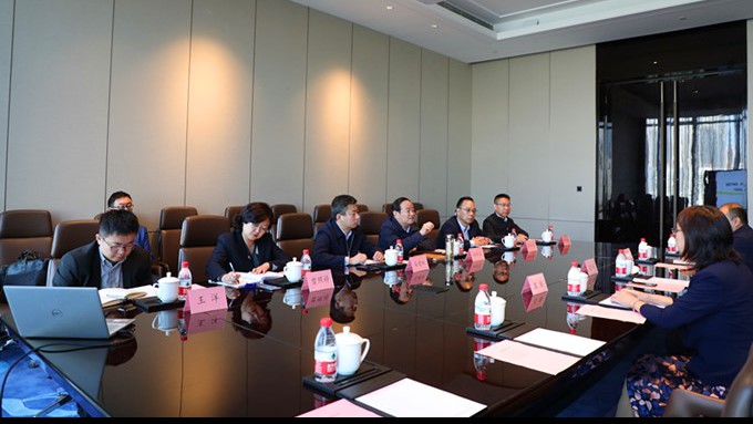 武威市委副书记、市长周伟一行与可提现的电玩城交流座谈