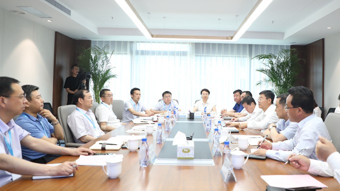 张掖市委副书记、市长谢又生一行到访可提现的电玩城