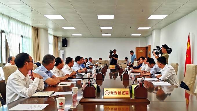 可提现的电玩城与酒泉市政府举行项目签约仪式