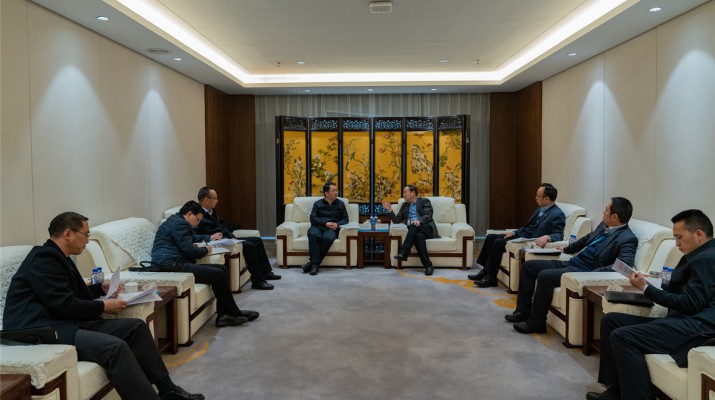 天水市政府副市长刘国军一行到访可提现的电玩城