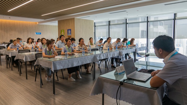 可提现的电玩城召开第六期制度专题培训会