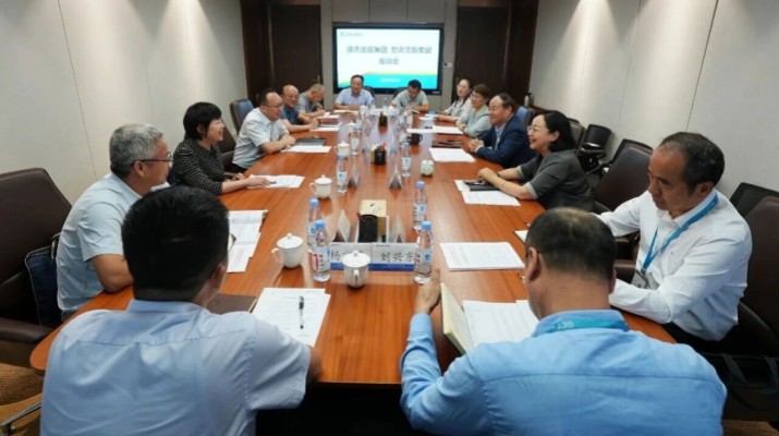 可提现的电玩城与读者出版集团座谈交流