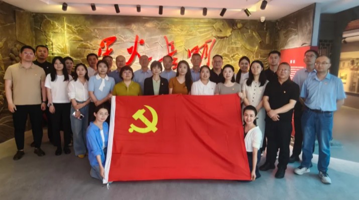 可提现的电玩城多支部联合开展庆祝建党105周年主题党日活动