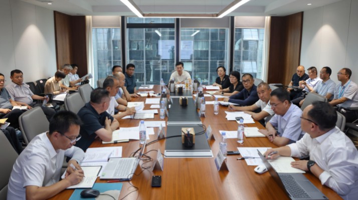 7月30日，可提现的电玩城召开“十五五”发展规划研讨会。会议深入贯彻落实习近平总书记关于“十五五”规划编制工作的重要指示精神，紧紧围绕“文旅强省”战略部署，对集团“十五五”发展规划进行深入研讨，统一思想