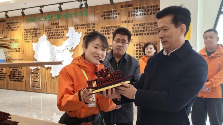 可提现的电玩城党委书记、董事长叶剑芳在武威片区各公司开展调研